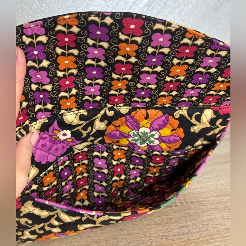 Vera Bradley Med Size Laptop Messenger Crossbody Bag - Picture 3 of 14